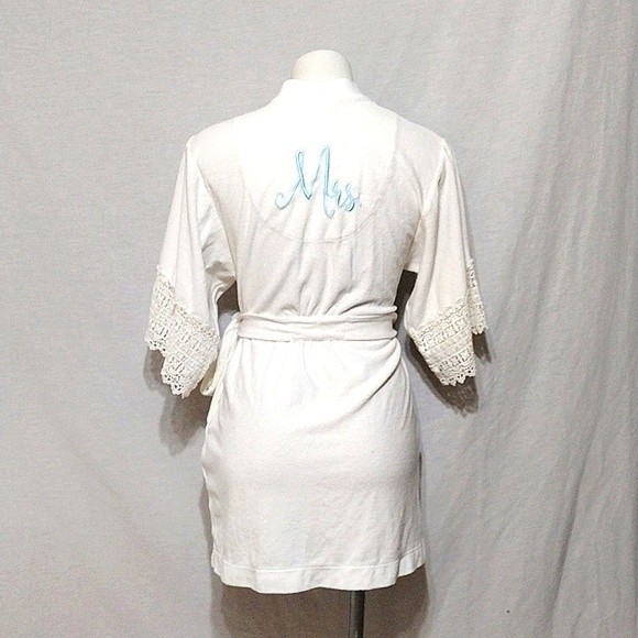Betsey Johnson Terry Cloth Embroidered Print Crochet Trim Kimono Sleeves Robe M - Picture 9 of 13